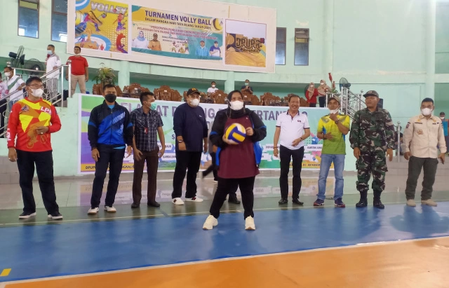 Hari Tata Ruang, Bupati Bengkalis Buka Turnamen Bola Voli PUPR